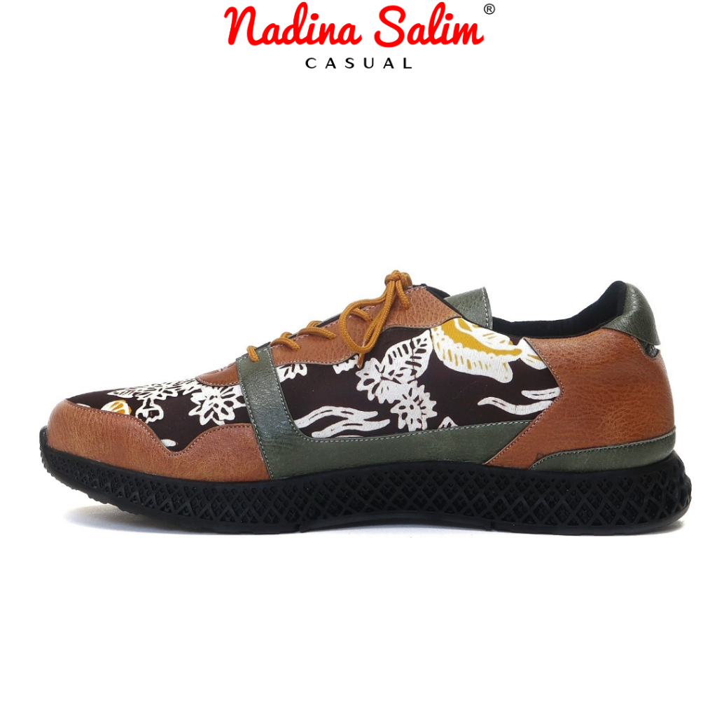 NADINA SALIM | SNEAKERS PRIA | SEPATU PRIA BATIK PALI | SEPATU KAIN KHAS BATIK PALI MOTIF IKAN TOMAN