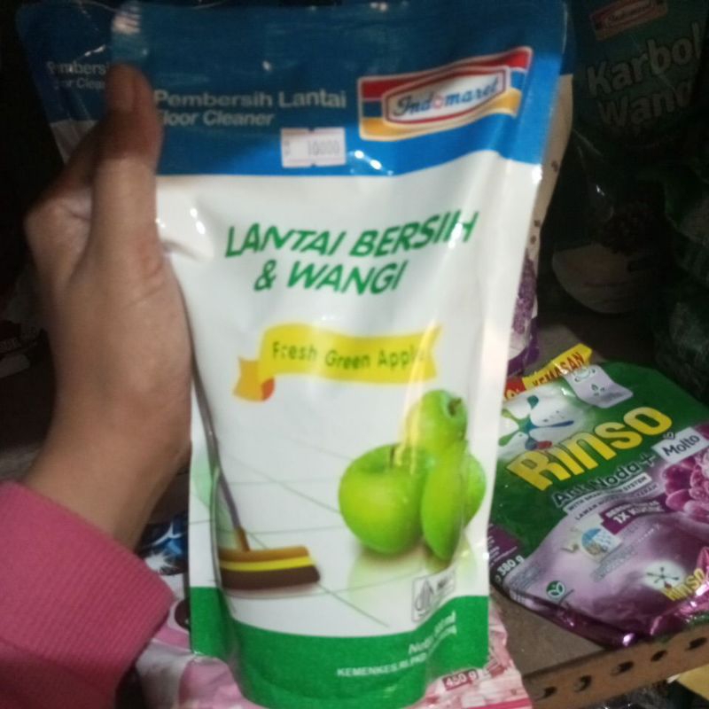 indomaret pembersih lantai