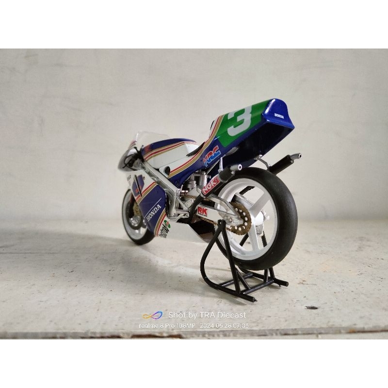 Diecast Altaya Honda NSR250 Luca Cadalora 1991 Motogp 1:12