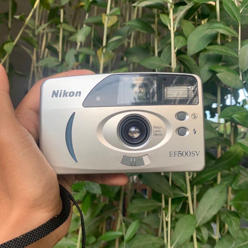CAMERA/KAMERA ANALOG NIKON EF500SV