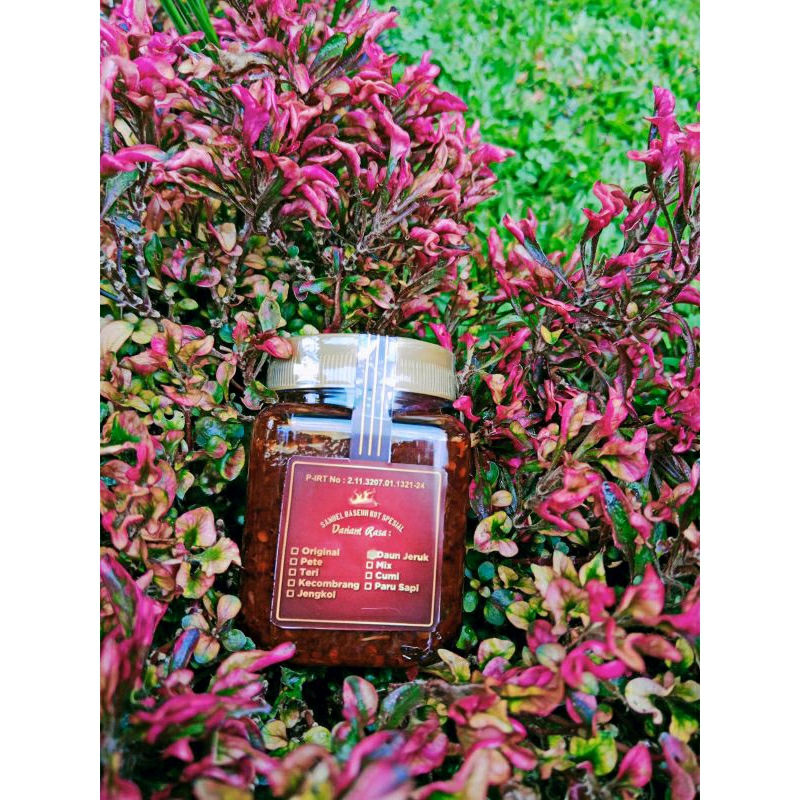 

sambel Baseuh Tolenjeng jeletet varian daun jeruk