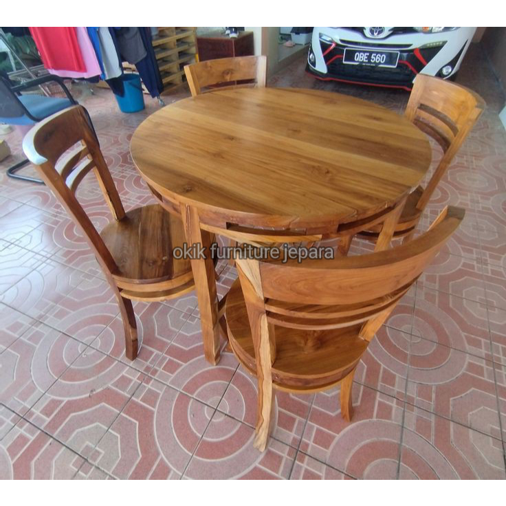 MEJA+MAKAN+BULAT+MINIMALIS+4+KURSI+JATI