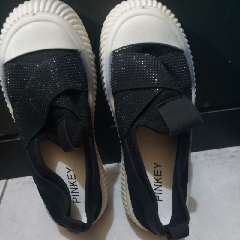 Sepatu Slip On Wanita Preloved
