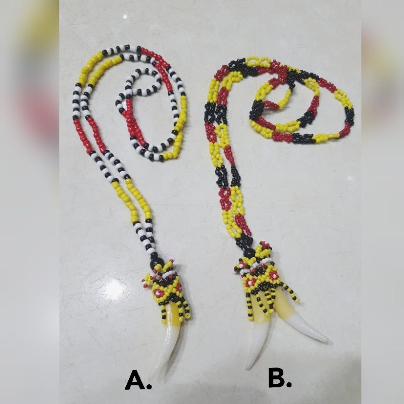 kalung manik taring khas kalimantan