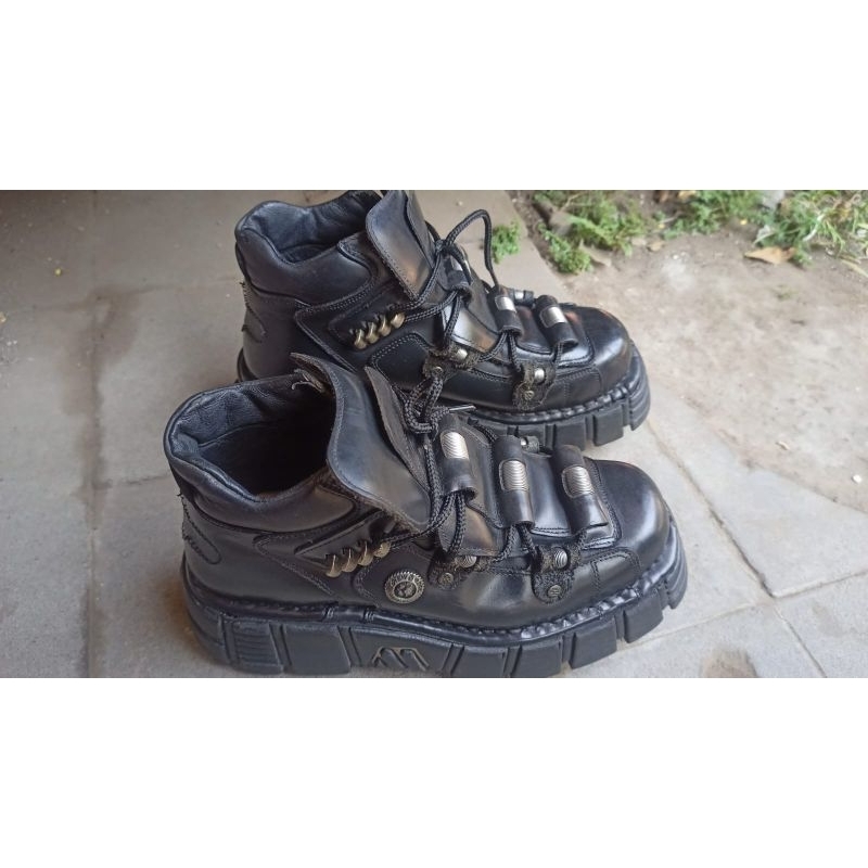 sepatu semi boots kulit new rock 40 second