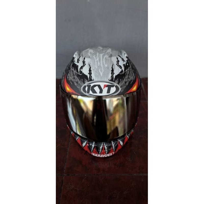 KYT RC 7 Repaint HJC RPHA 11 Anti Venom