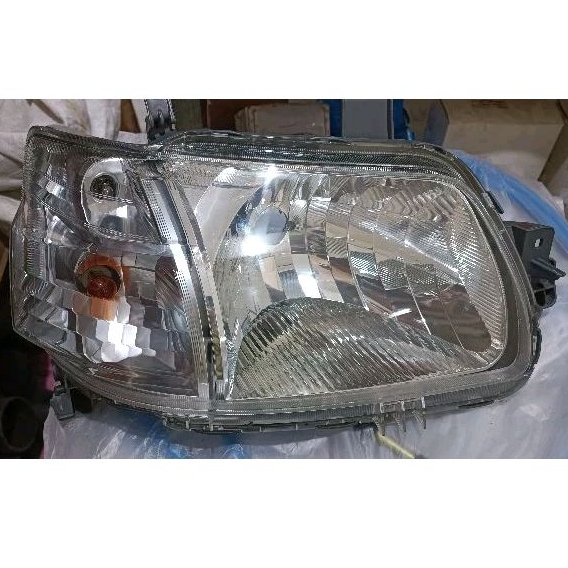 HeadLamp Lampu Besar Depan Grand Max Kanan Ori Daihatsu