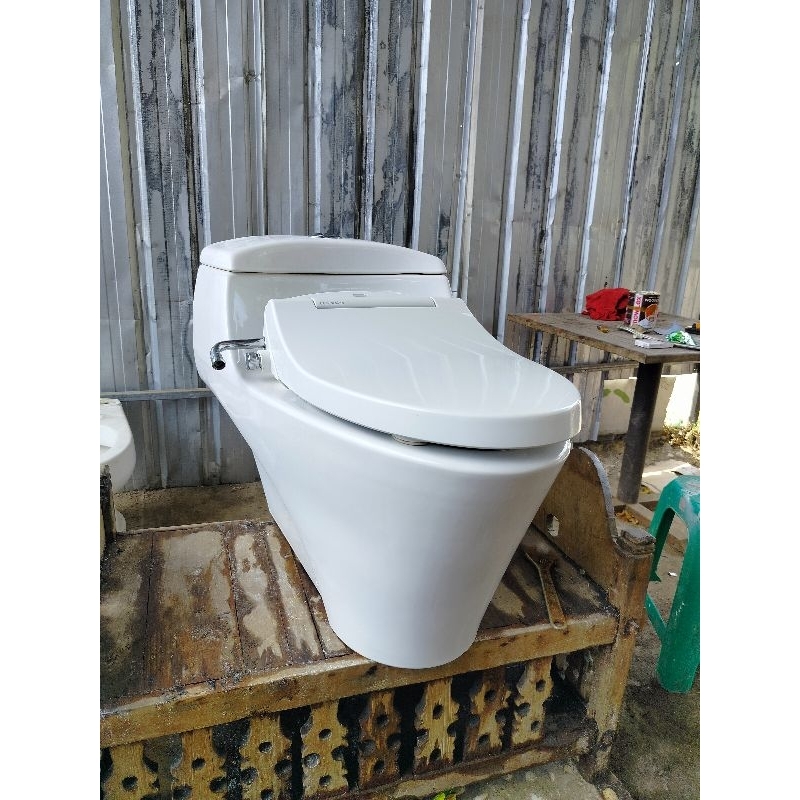 kloset closed toilet duduk Toto cw 823j Ecowaser