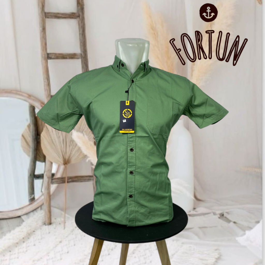 Kemeja Hijau Wardah Polos Lengan Pendek--Kemeja Fashion Pria