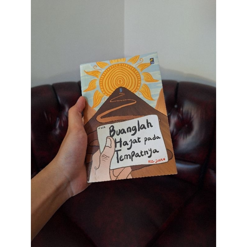 Preloved Buanglah Hajat Pada Tempatnya by Rio Johan not pramoedya