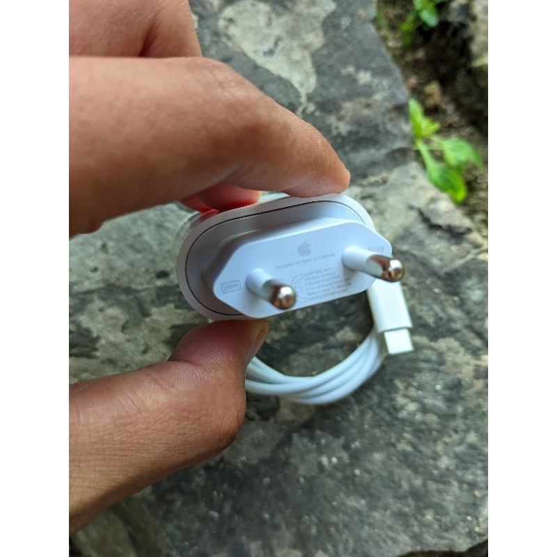 Charger 20 Watt iPhone Ori Casan 20 Watt iPhone Ori