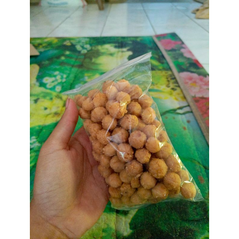 

gelonto/klatakan makanan khas jawa per 500 gr