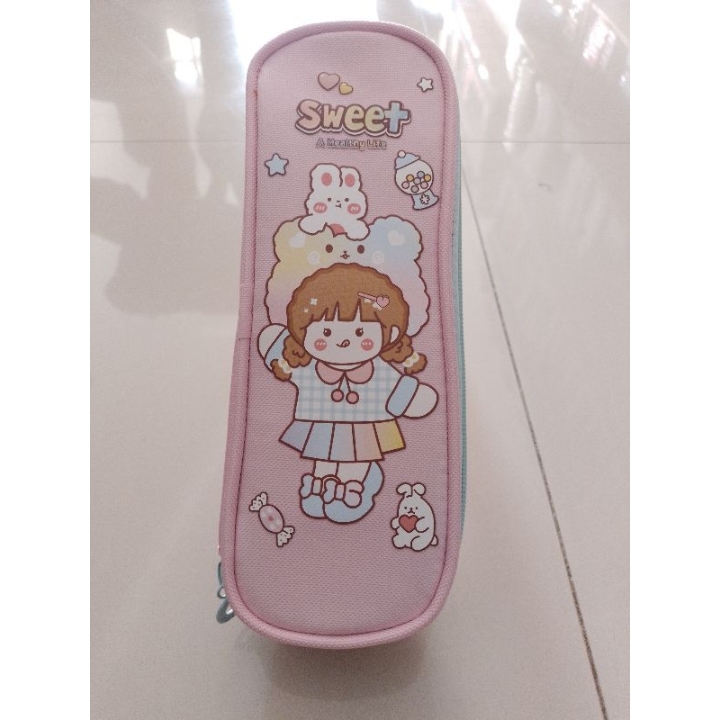 

Tempat Pensil Kain Resleting Pencil Case BD-933 Motif ( Pcs ) [ Original ]