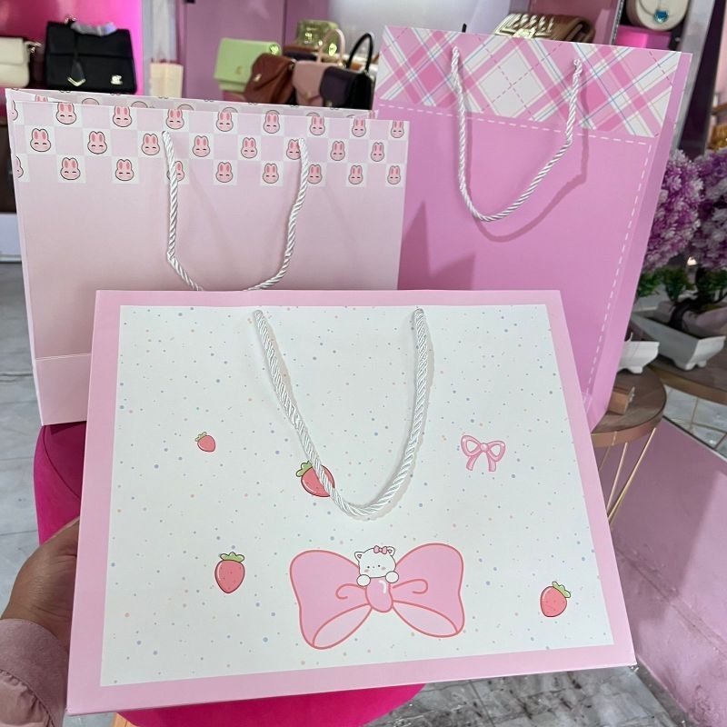 

paperbag pink paperbag kado paperbag bingkisan