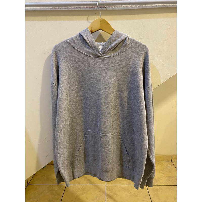 Hoodie abu global uniqlo polos