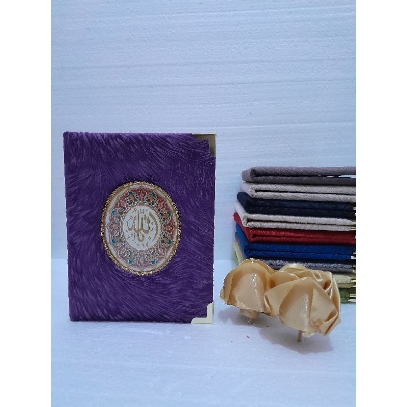 

HARDCOVER YASIN DAN MAJMU BAHAN SUEDE BULU VELVET KILAP EMBOS