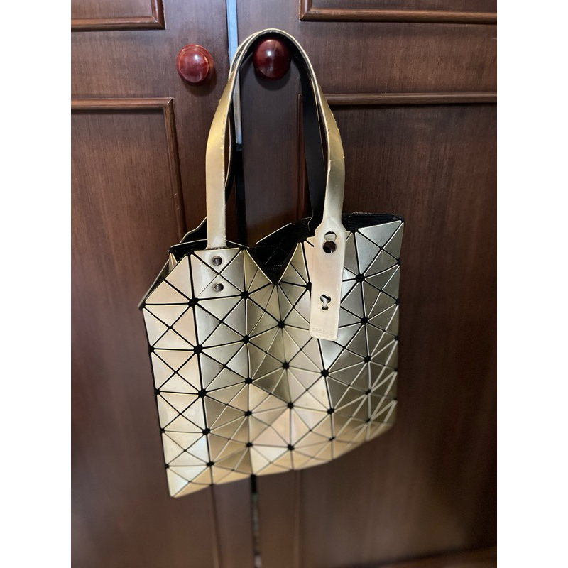 Baobao Issey Miyake