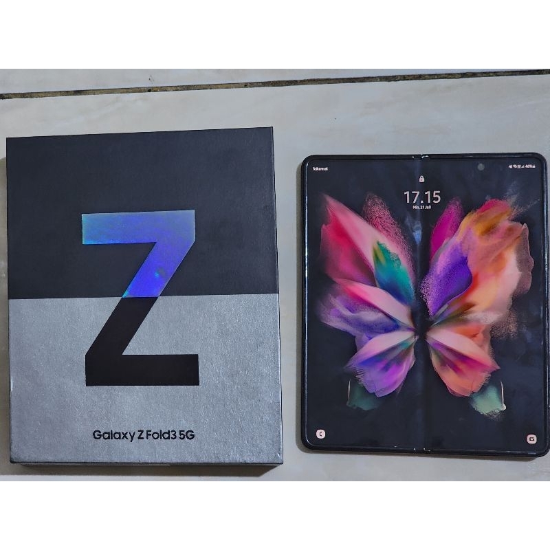 Samsung Galaxy Z Fold3