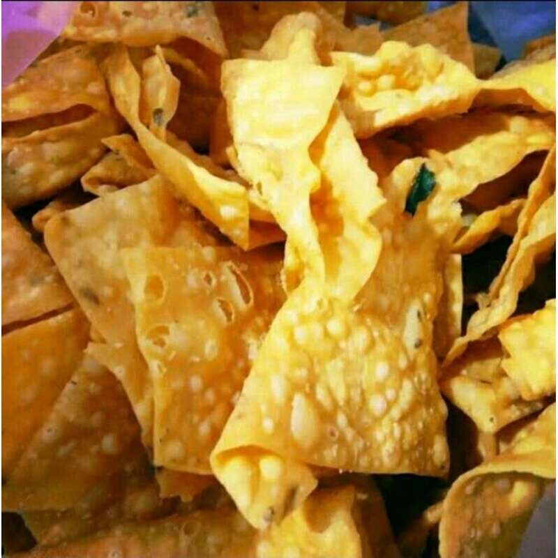 

(200 gram) keripik bawang gaya baru kripik bawang enak banyak bawang nya