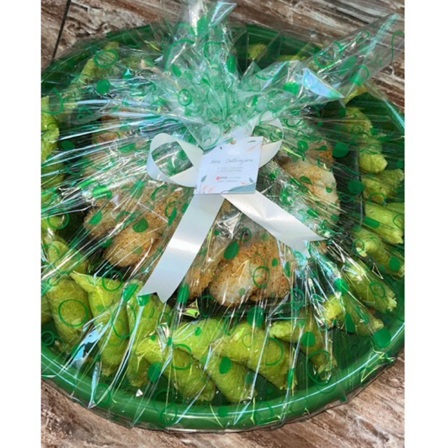 

Hampers Kue Lopis - Hantaran - Kue Tradisional