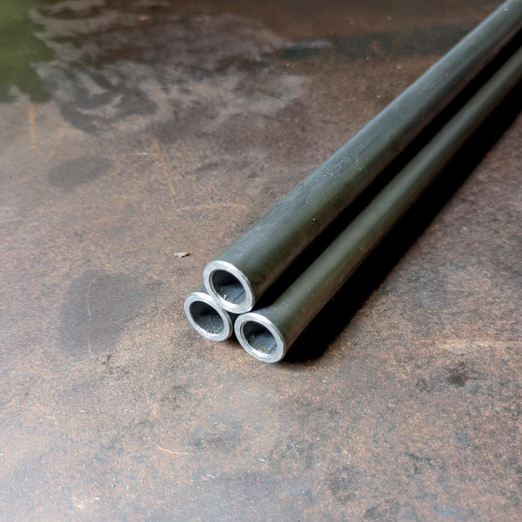 Pipa Besi Diameter 12mm Lobang 8mm Panjang 60cm