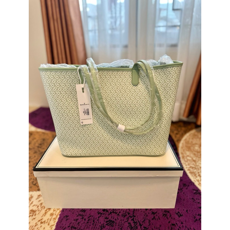 Izzy Tote Bag Buttonscarves