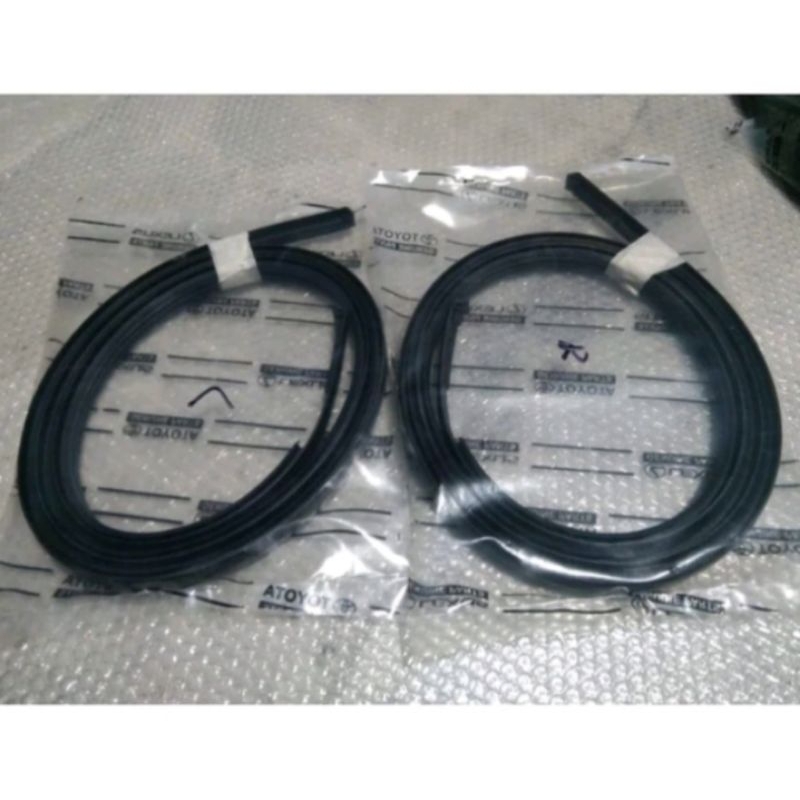 karet roof /karet moulding Corolla Altis 2008-2013 karet gabin atap Corolla Altis 2008-2013