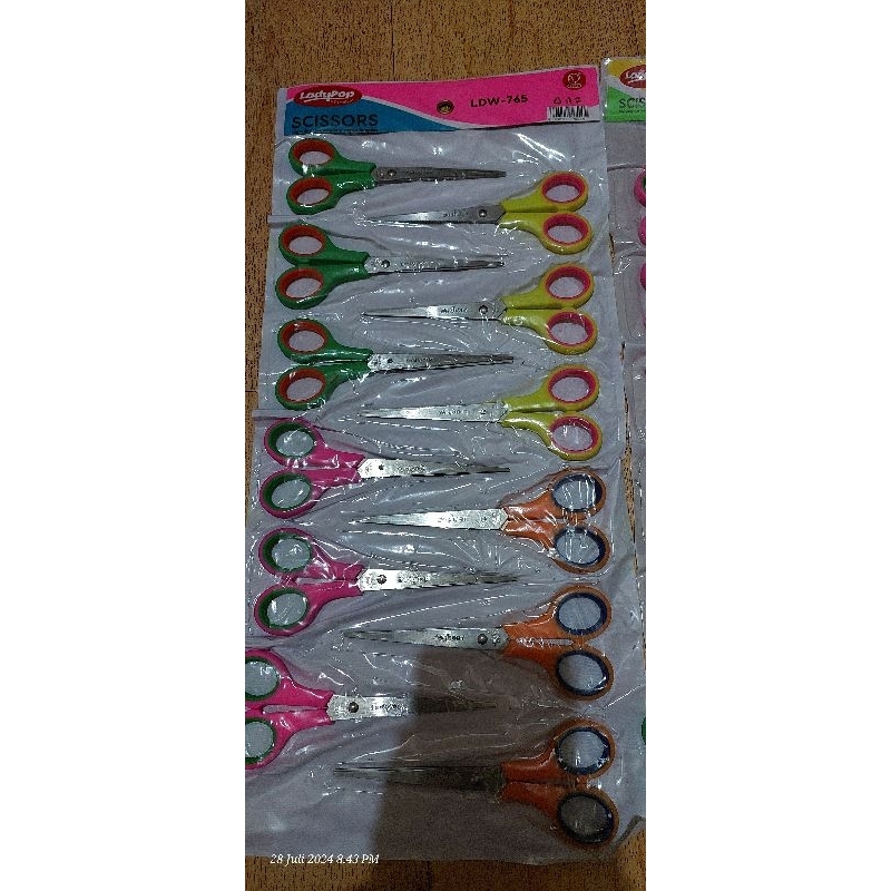 

YUH (12pcs) Gunting 4.5inch - gunting 6.5inch / Gunting kertas