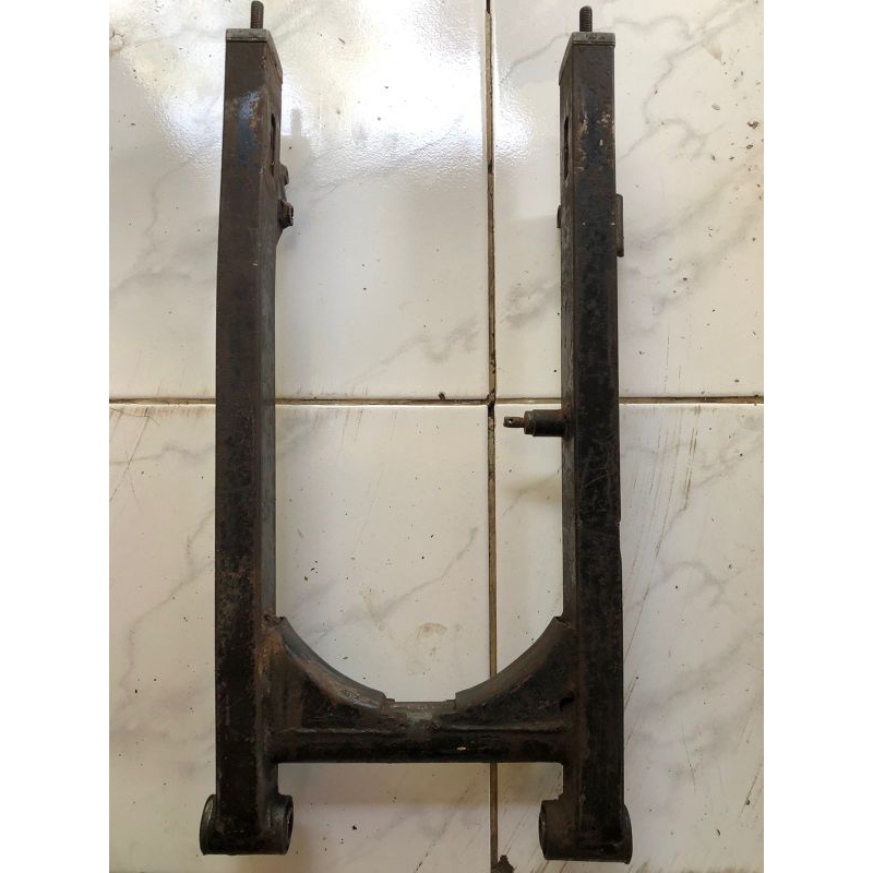 Swing arm fizr f1zr f1z r fiz r original copotan motor kondisi utuh