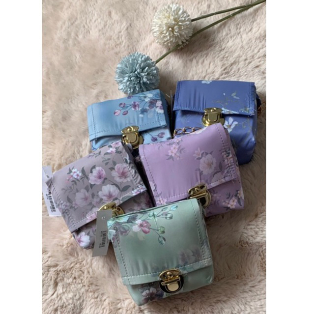 Mukena Traveling Motif