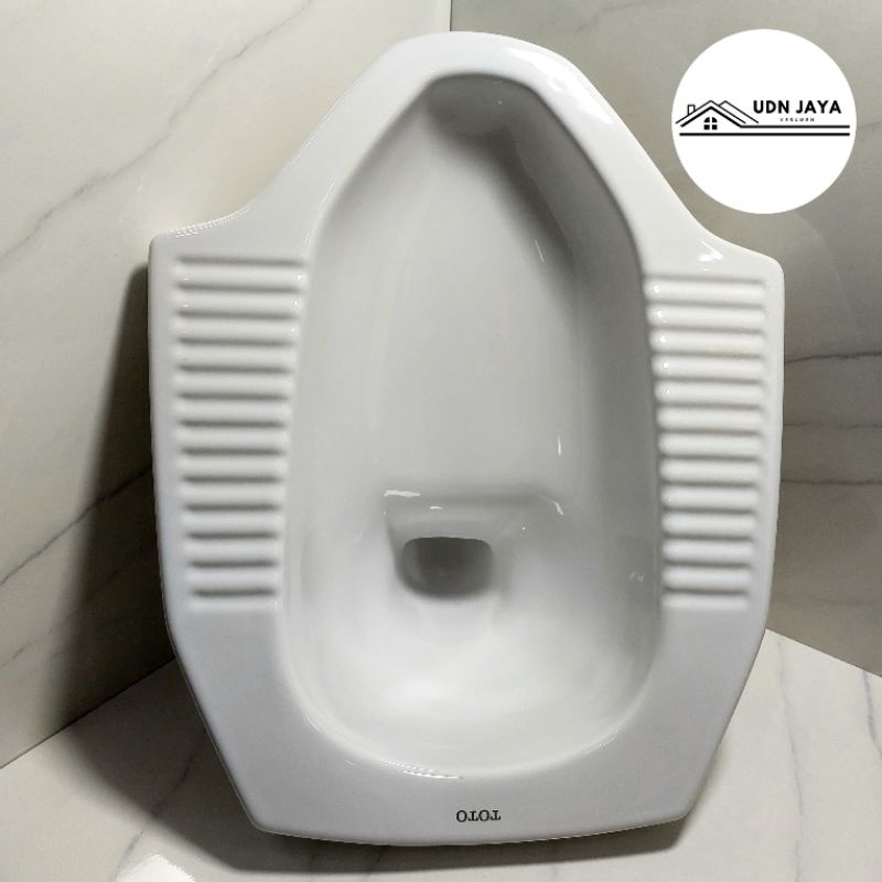 Closet / Kloset Jongkok Toto ce7 Warna Putih