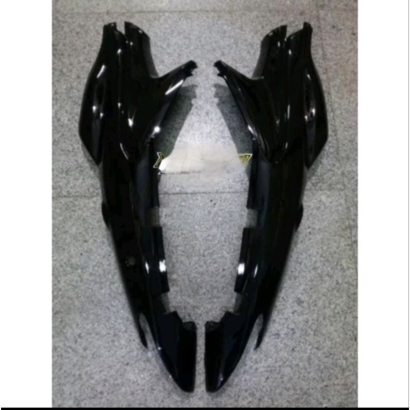 Cover body belakang smash lama 110 warna hitam
