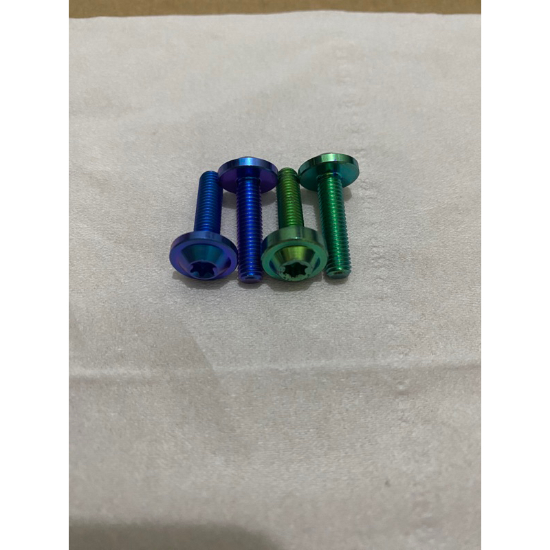 Baut Titanium Untuk Visor Aerox