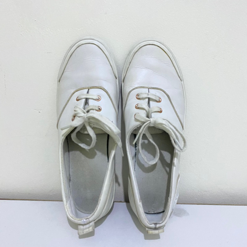 Preloved Sepatu Lacoste | Preloved Sneakers Lacoste | Preloved Flatshoes Lacoste | Preloved Sepatu P