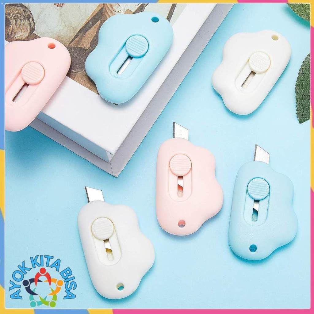 

AKB Cutter Mini Portable Bentuk Oval Mini Cutter Polos Travel Kit Pemotong Kertas Paper Cutter Lucu Bentuk Awan Warna Pastel Untuk Unboxing Paket