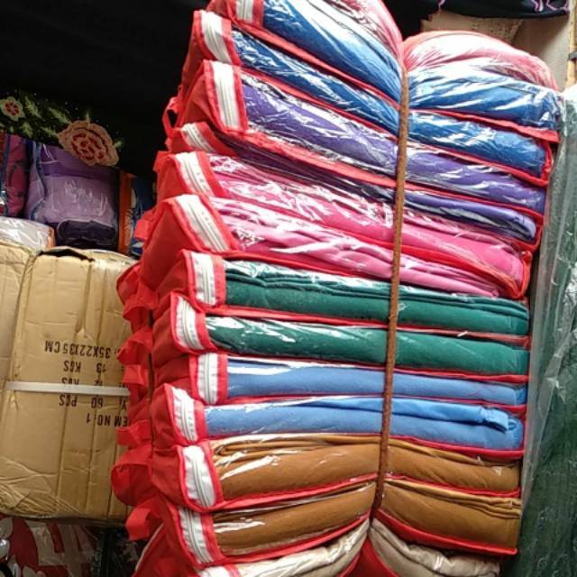 Yatis Selimut Polos Hotel Klinik 160x200 cm Blanket Bahan Flanel