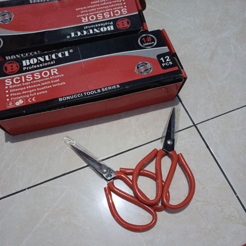 

gunting kodok, kain, bonicci