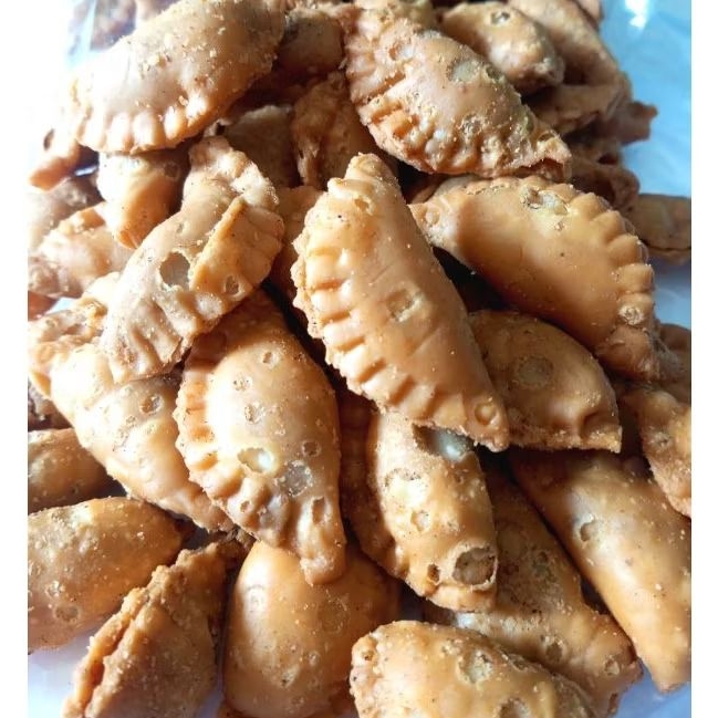 

250GR PASTEL KERING MINI ISI ABON