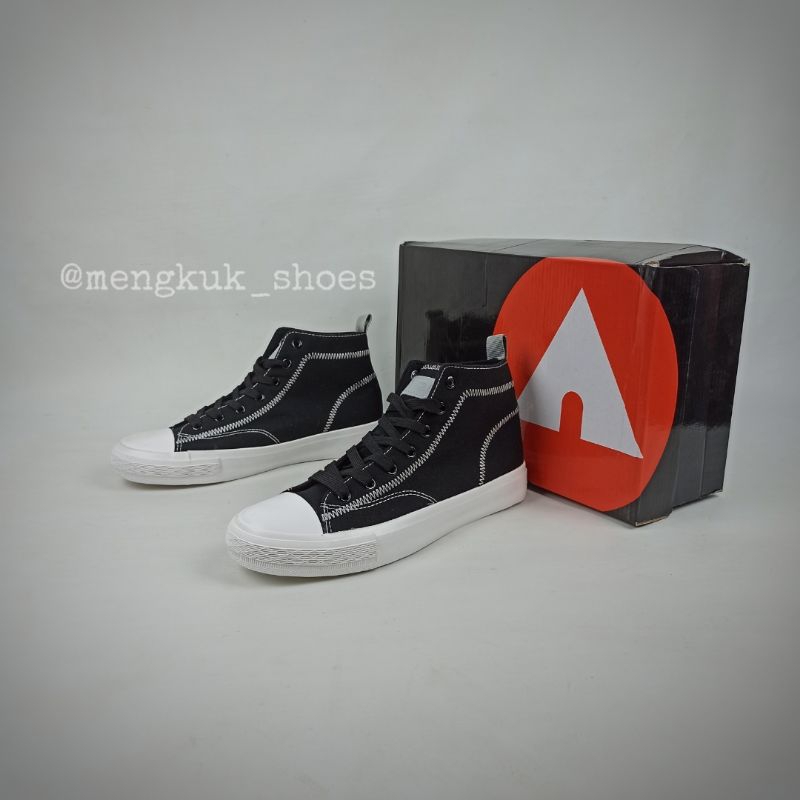 Sepatu Sneakers Air Walk Terrel M size 40 Original 100% BNIB - CASUAL SNEAKERS HIGH