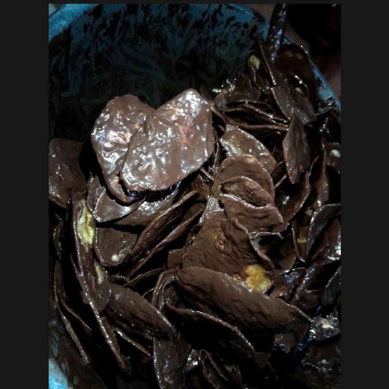 

KRIPIK PISANG COKLAT LUMER HARGA BERSAHABAT ENAK DAN LEZAT