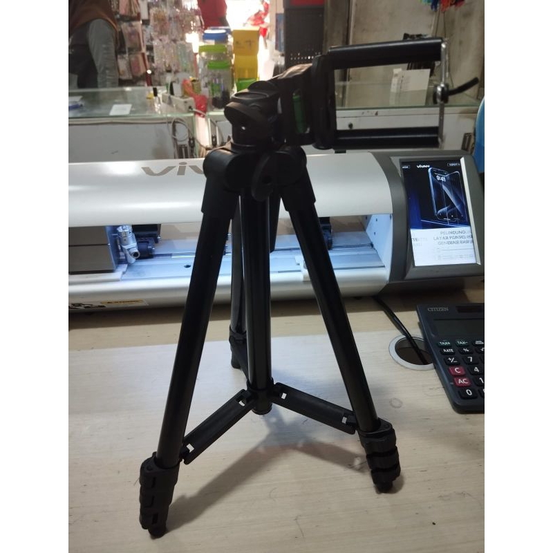 TRIPOD 3120A