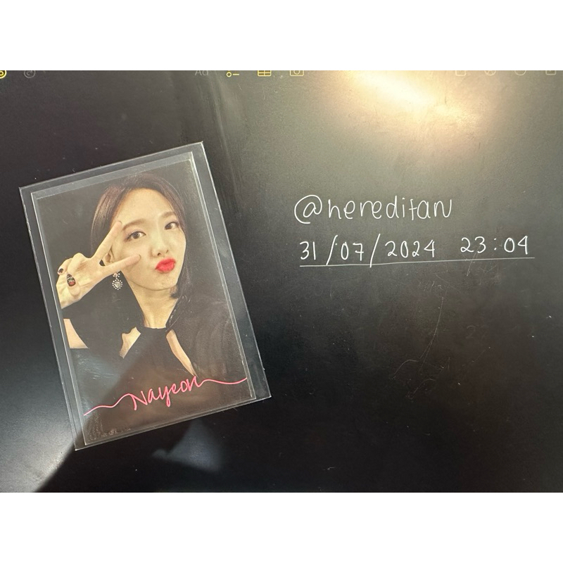 BOOKED nayeon tcl2 thai photocard