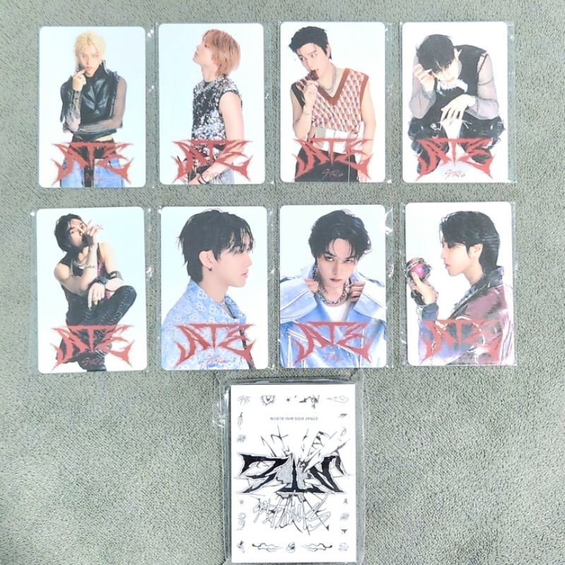 [Black / White ver ] STRAY KIDS Album Only / Photocard Concept - Official from Album ATE 'Chk Chk Bo