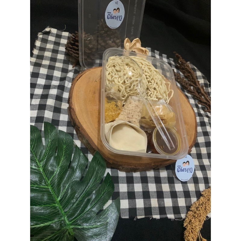 

Mie Pangsit Chili Oil FROZEN PACK