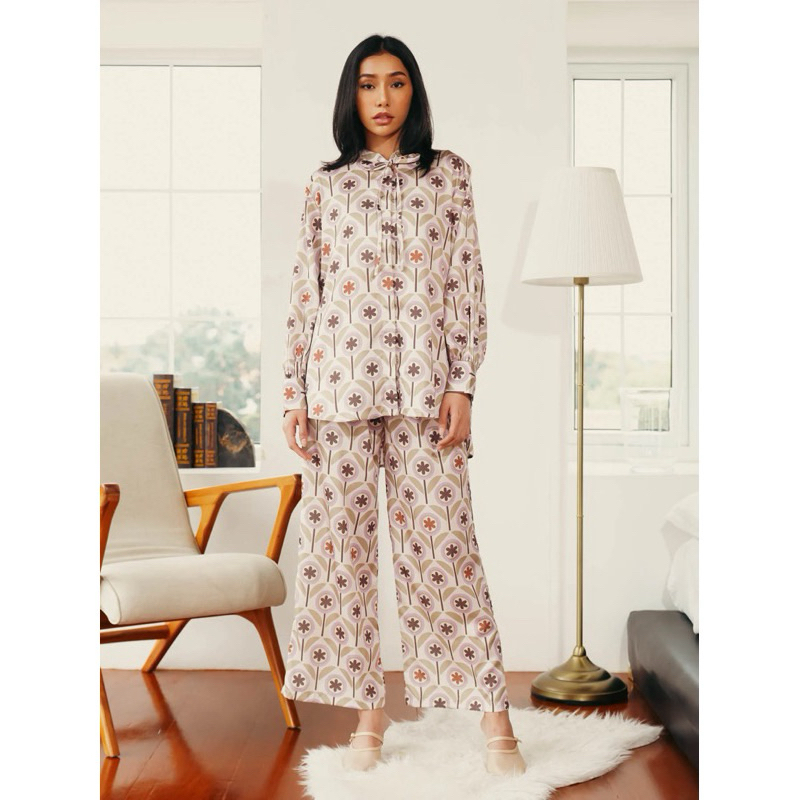 SALE ‼️ NEW Zaya Top Set Beige Aleza Label size S