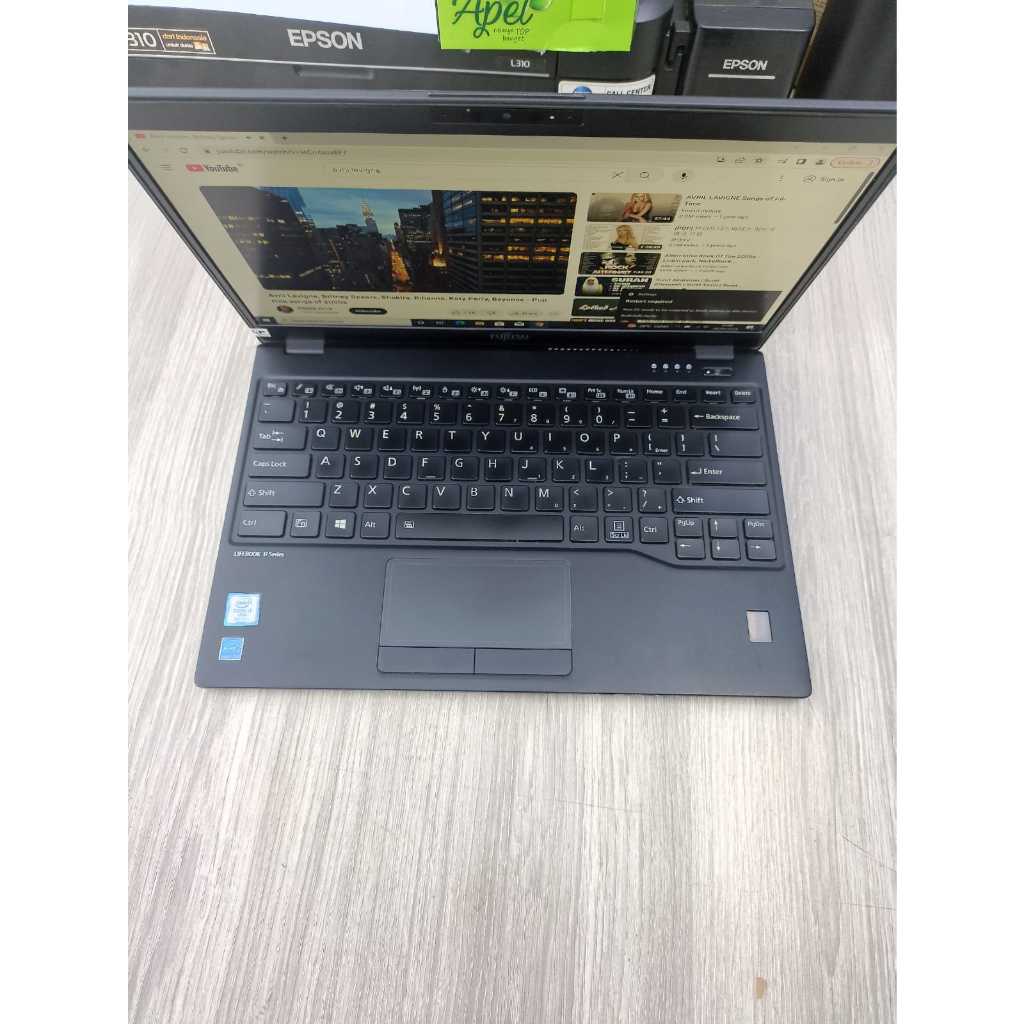 Fujitsu Lifebook U939 I7 Gen 8