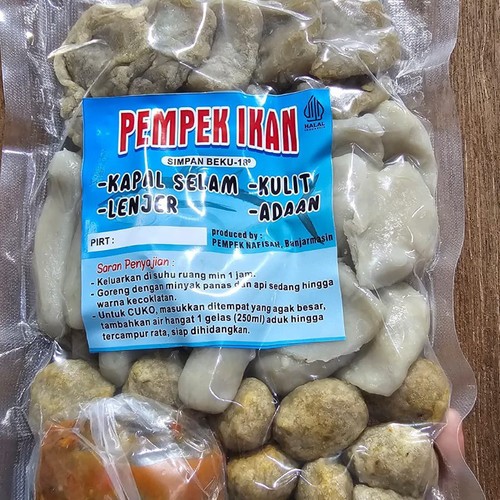 

NAFISAH Pempek Ikan 40pcs, Plus Cuko & Sambel, berat 635 gram (kenyang 2 kali makan)