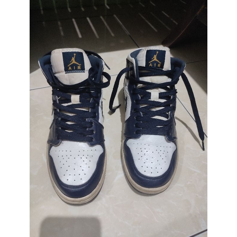 AJ 1 MID OBSIDIAN