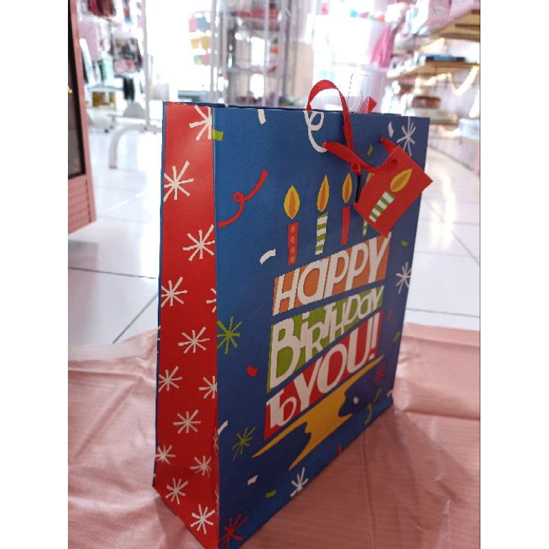 

Paper Bag Ulang Tahun