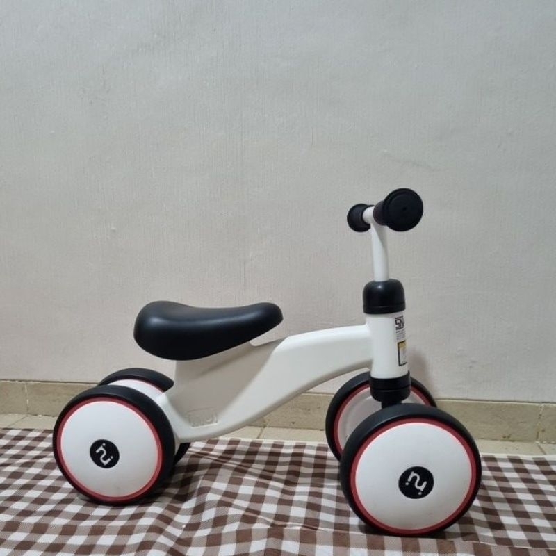 Preloved inui balance bike sepeda anak